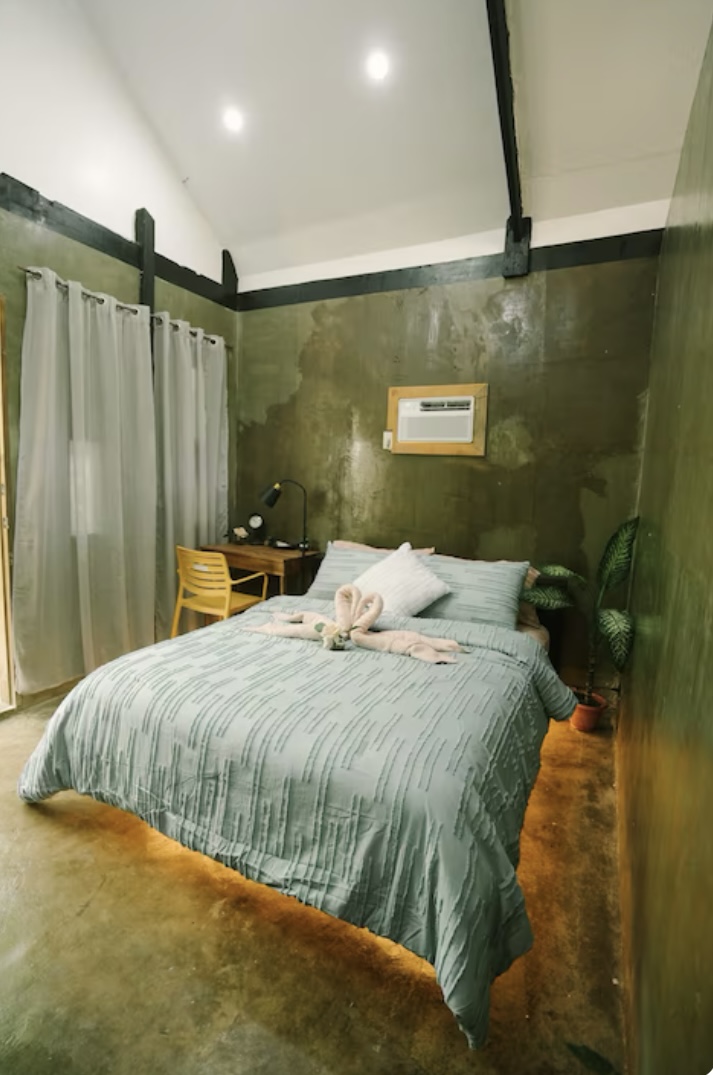 Anya Villa
